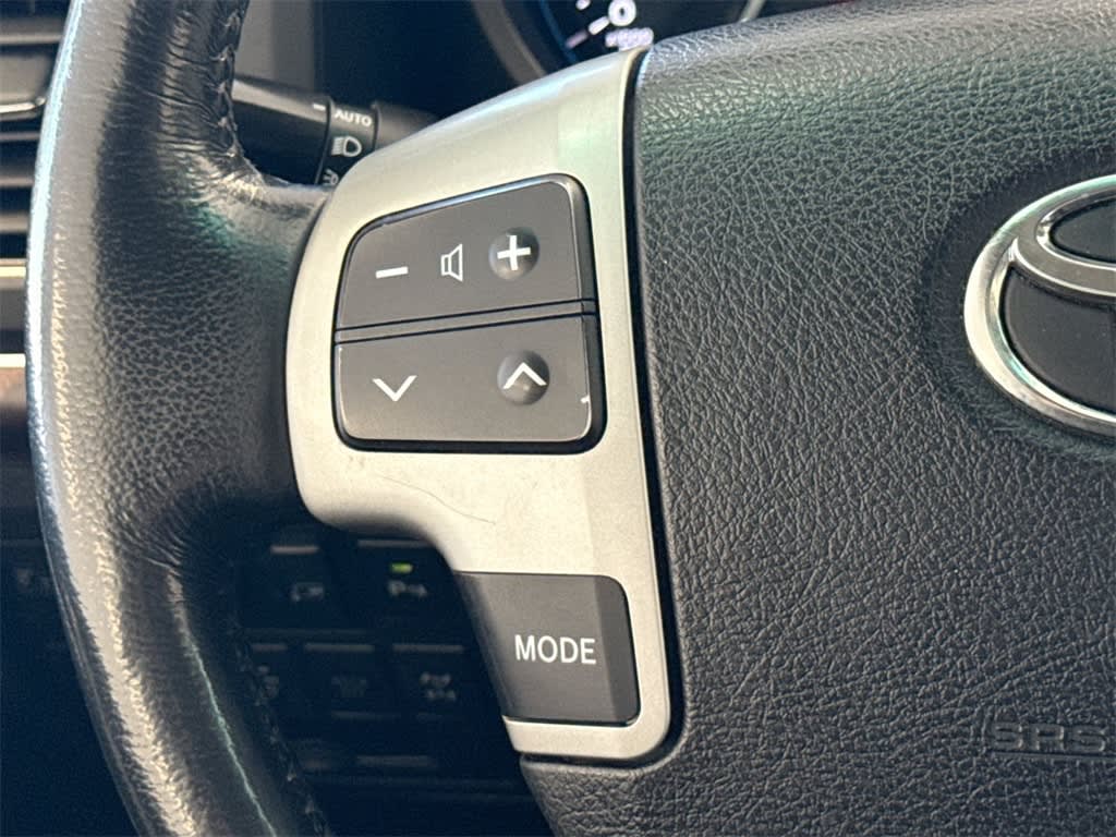 Thumbnail: 2015 Toyota Land Cruiser - 31