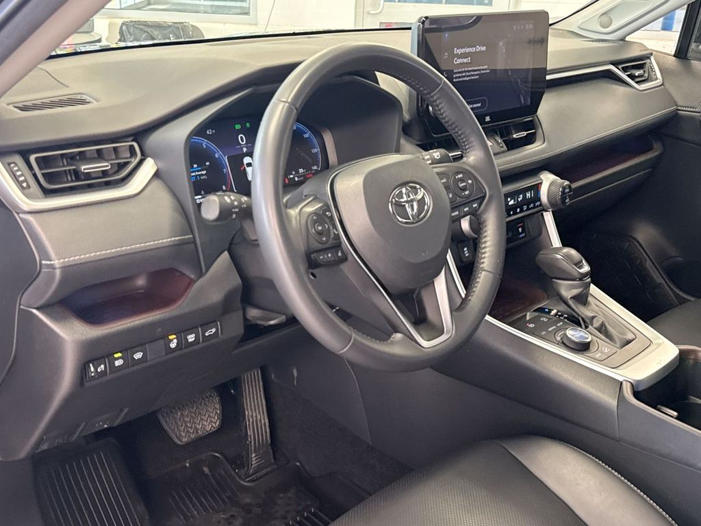 Thumbnail: 2023 Toyota RAV4 - 2