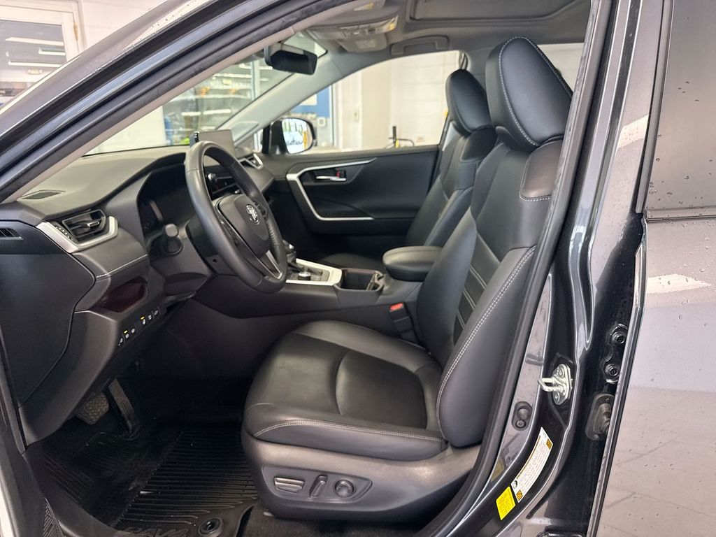 Thumbnail: 2023 Toyota RAV4 - 11