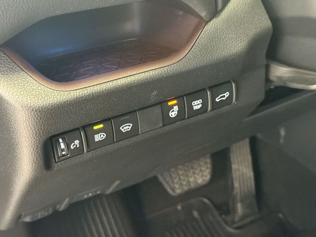 Thumbnail: 2023 Toyota RAV4 - 38