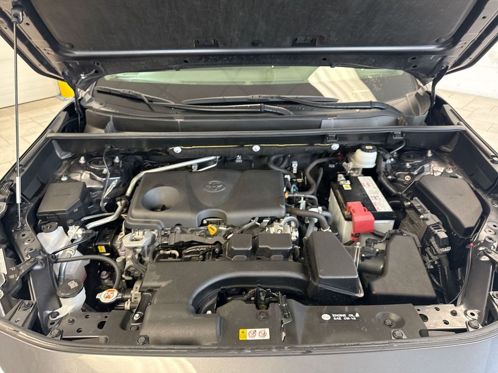 Thumbnail: 2023 Toyota RAV4 - 9