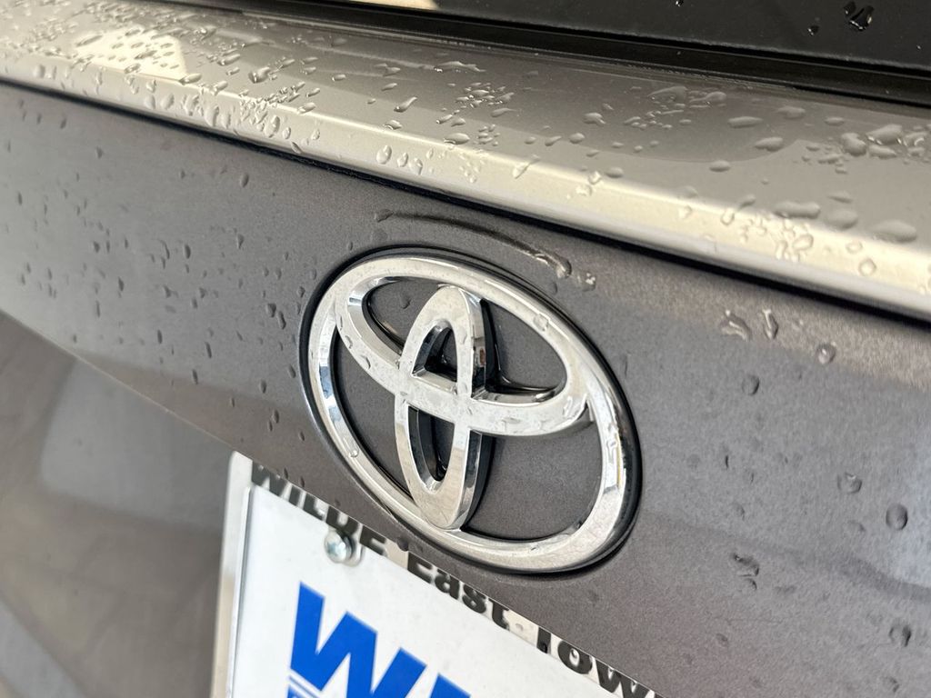 Thumbnail: 2023 Toyota RAV4 - 26