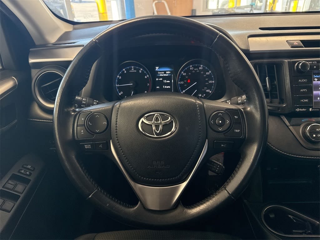 Thumbnail: 2017 Toyota RAV4 - 14