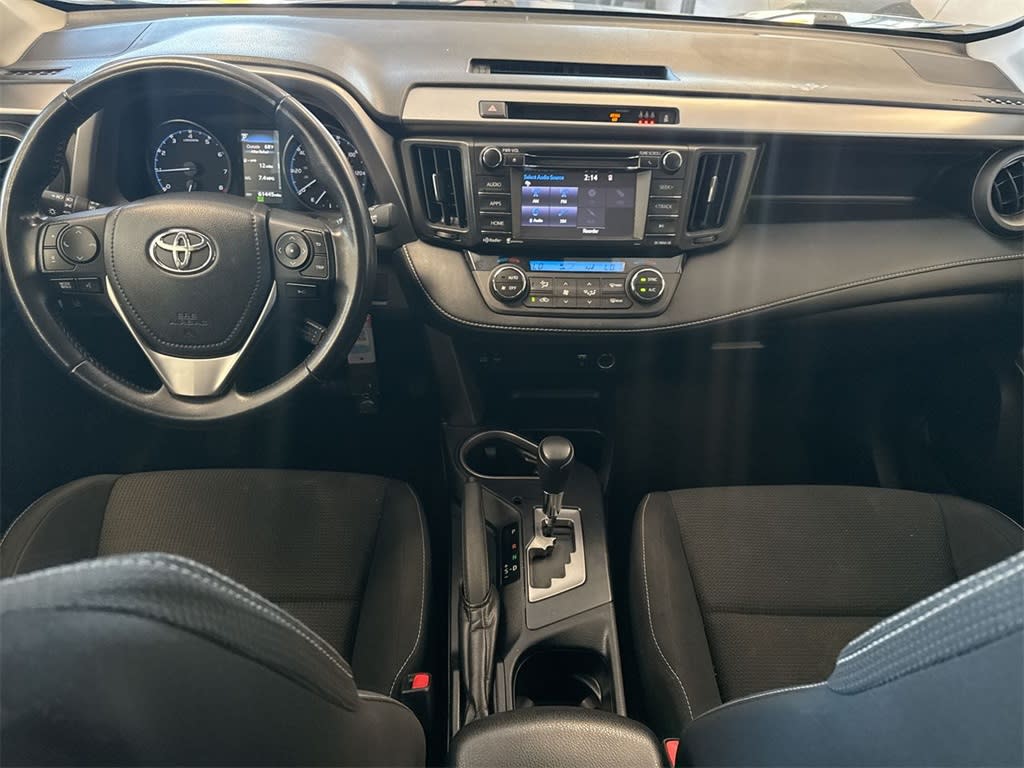 Thumbnail: 2017 Toyota RAV4 - 15