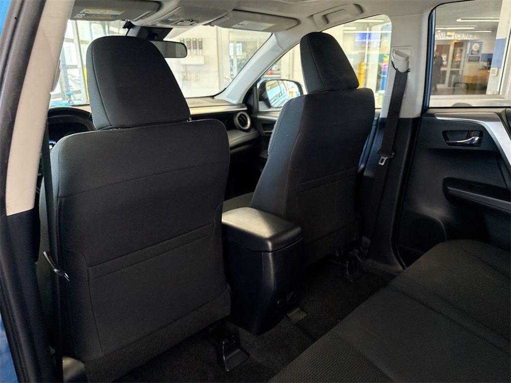 Thumbnail: 2017 Toyota RAV4 - 13