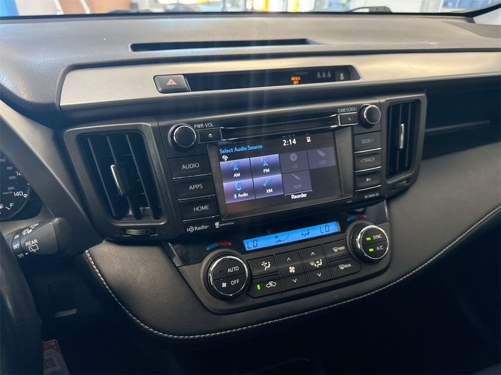 Thumbnail: 2017 Toyota RAV4 - 35