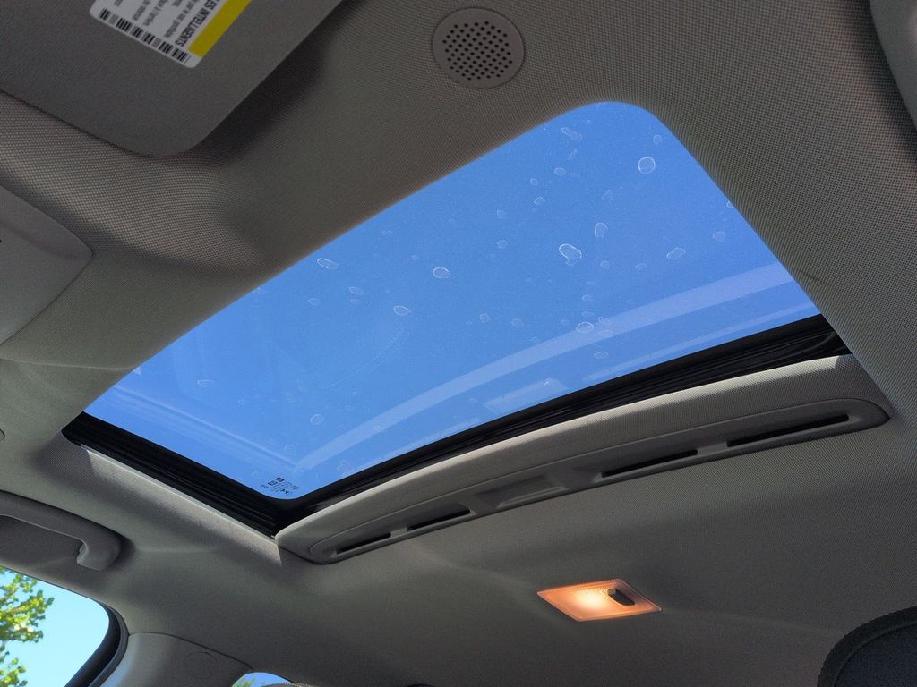 Thumbnail: 2016 Buick Encore - 28