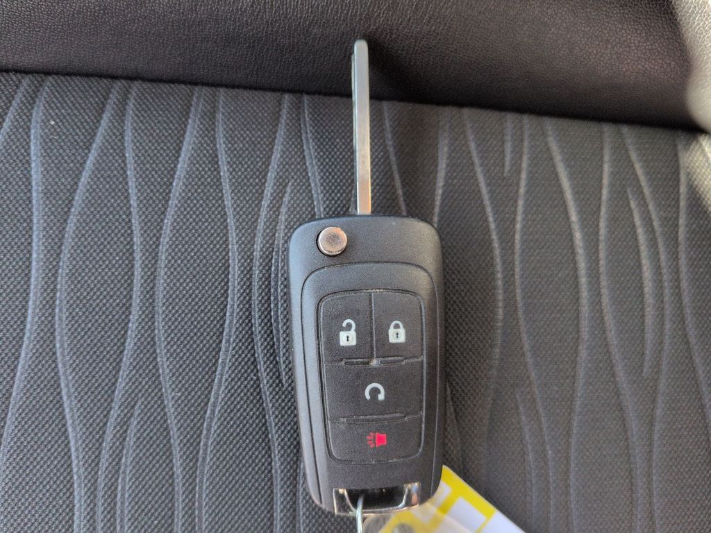 Thumbnail: 2016 Buick Encore - 18