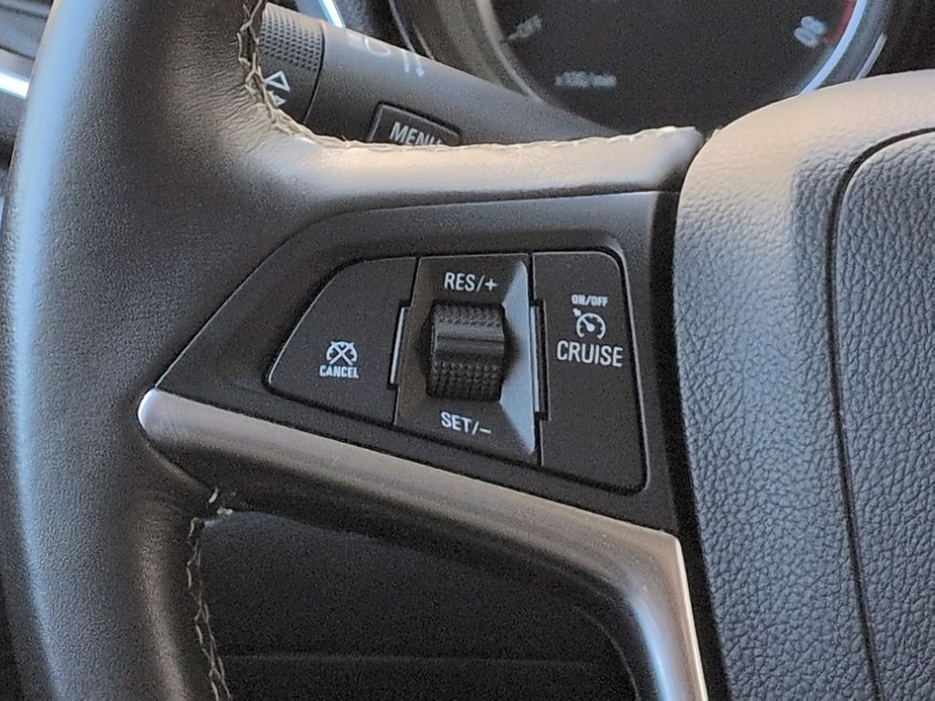 Thumbnail: 2016 Buick Encore - 31