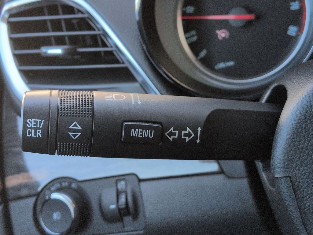 Thumbnail: 2016 Buick Encore - 35