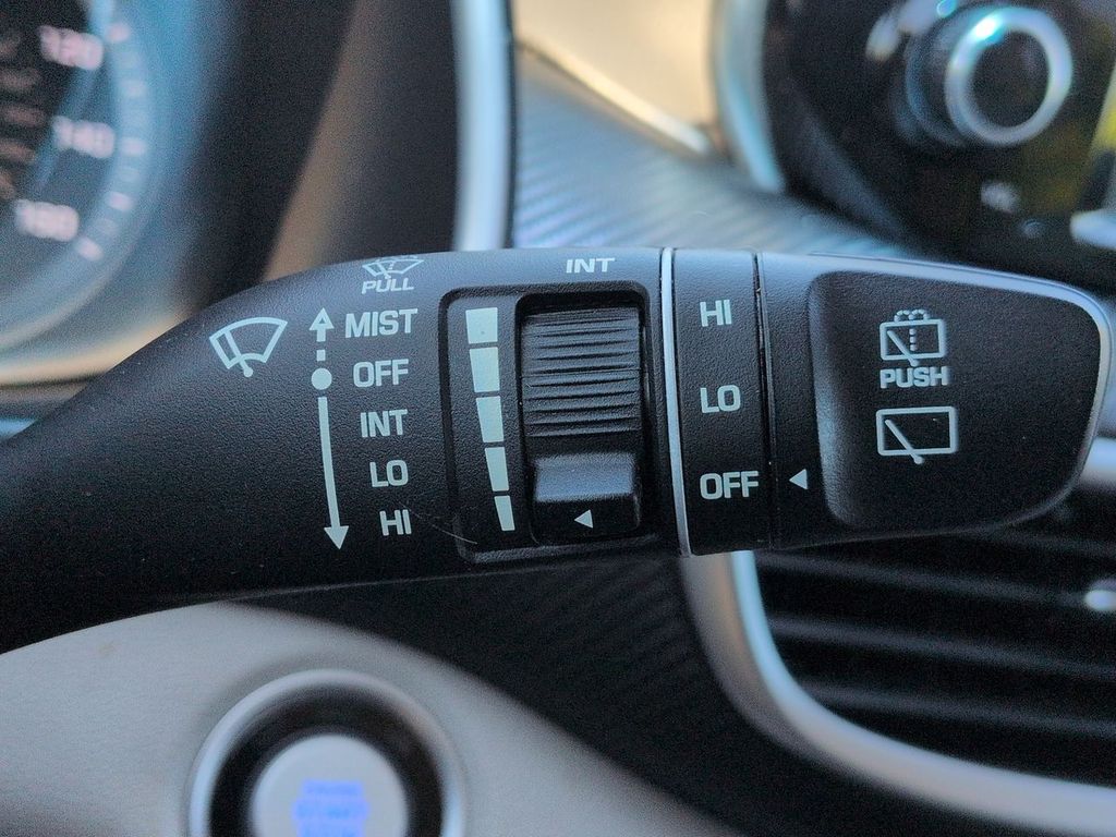 Thumbnail: 2021 Hyundai Tucson - 31