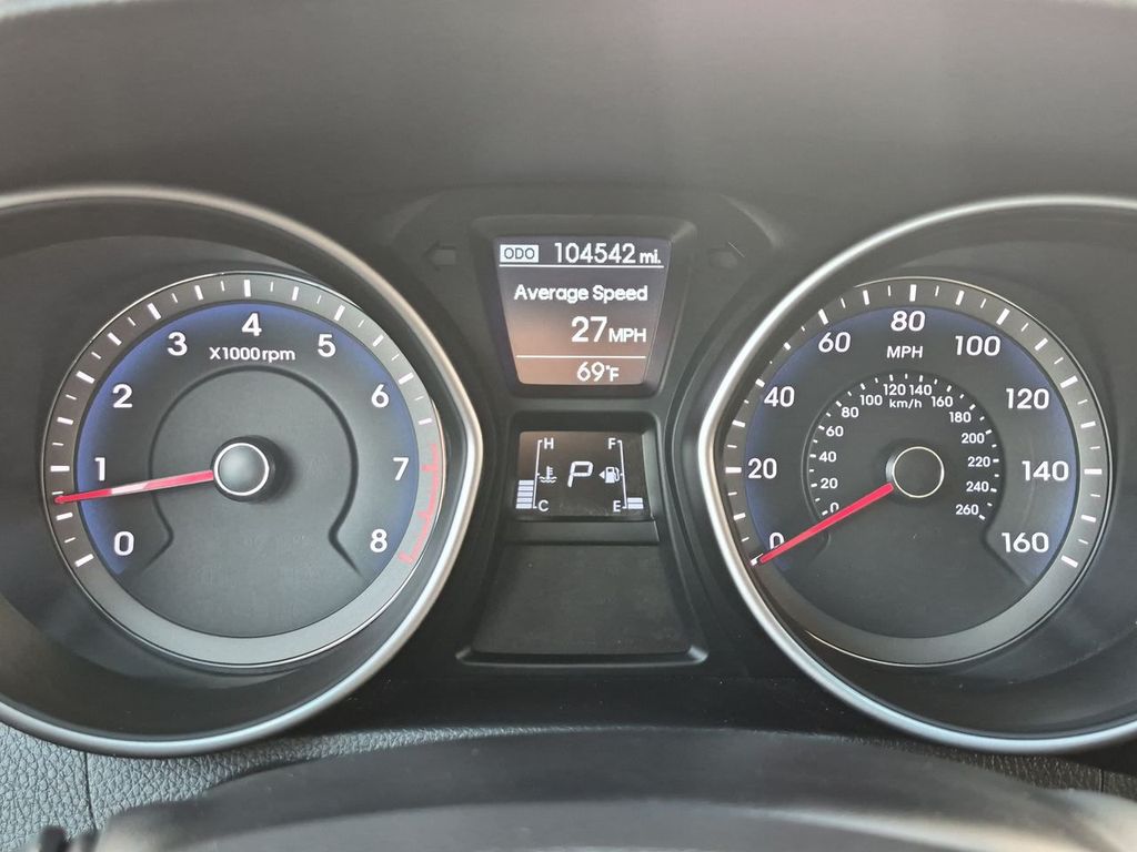 Thumbnail: 2015 Hyundai Elantra - 16
