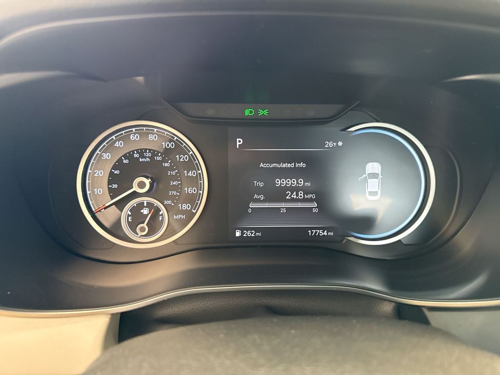 Thumbnail: 2023 Genesis G70 - 17