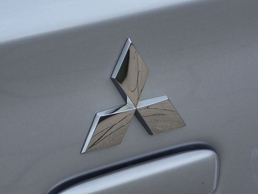 Thumbnail: 2022 Mitsubishi Mirage - 7