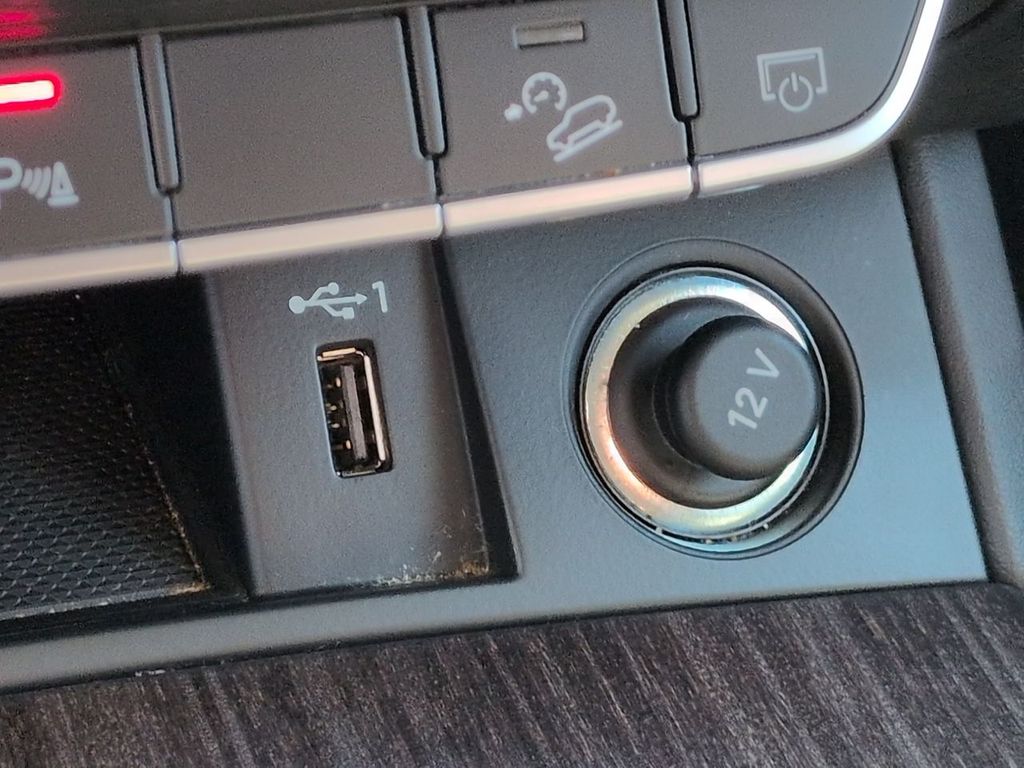 Thumbnail: 2021 Audi Q5 - 15