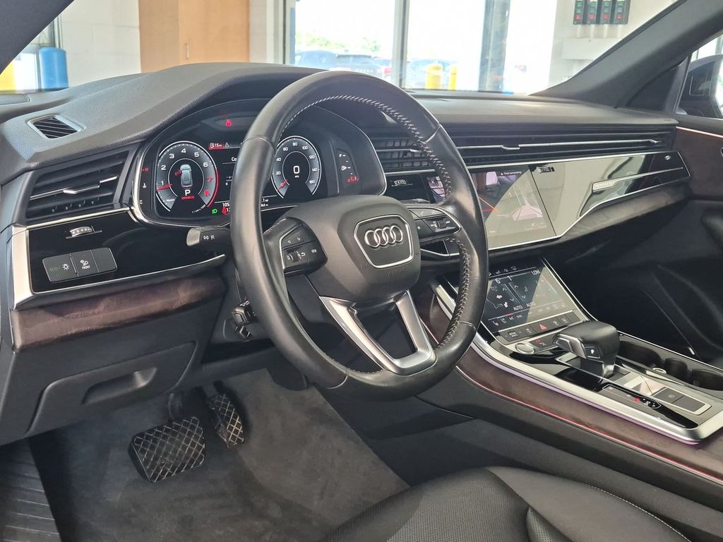 Thumbnail: 2019 Audi Q8 - 2