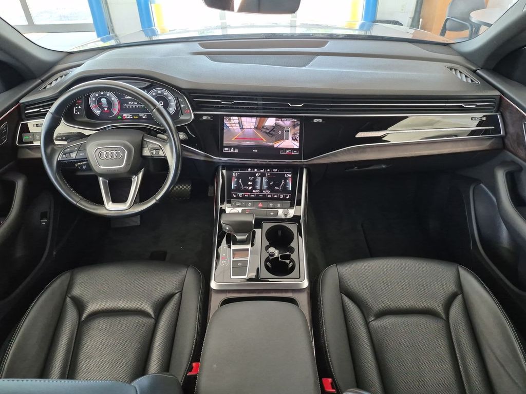 Thumbnail: 2019 Audi Q8 - 9