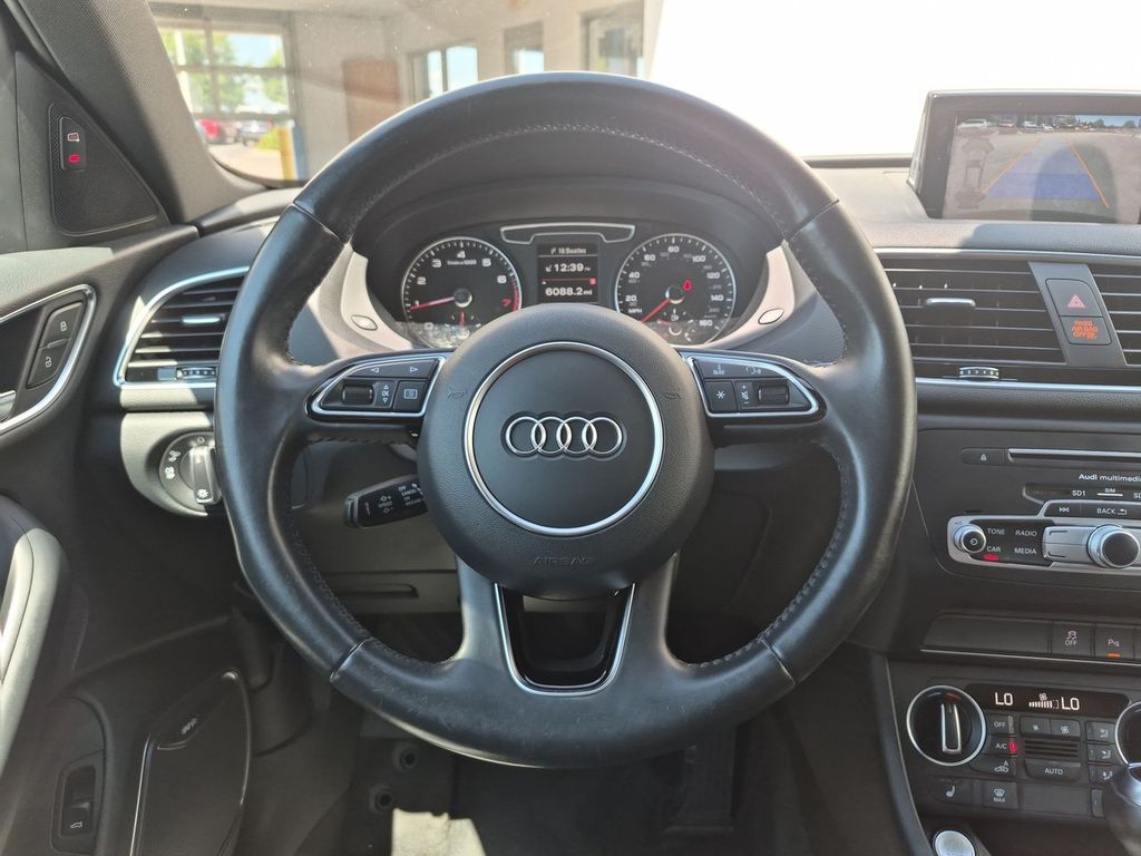 Thumbnail: 2016 Audi Q3 - 13