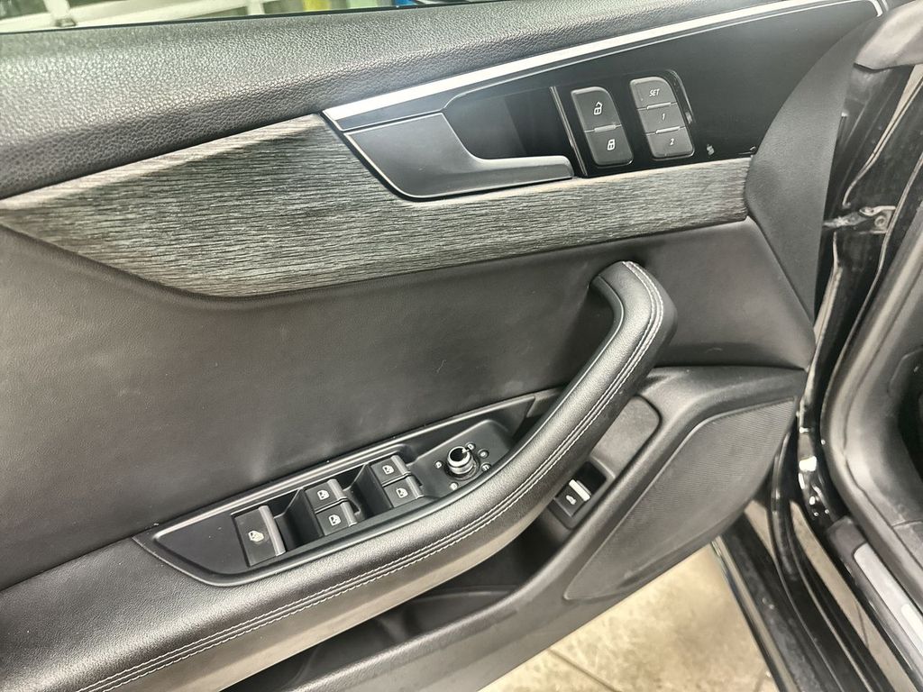 Thumbnail: 2021 Audi A5 - 25