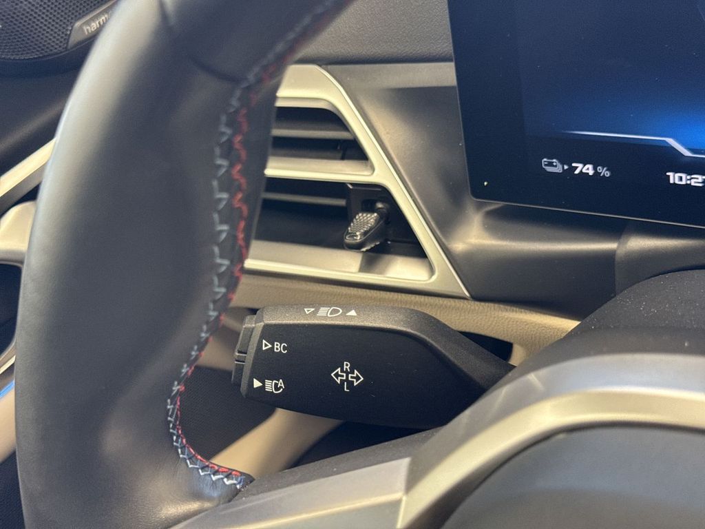 Thumbnail: 2025 BMW i4 - 32