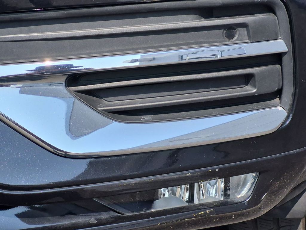 Thumbnail: 2024 Volvo XC90 - 24