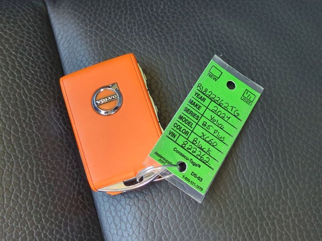 Thumbnail: 2024 Volvo XC60 - 18