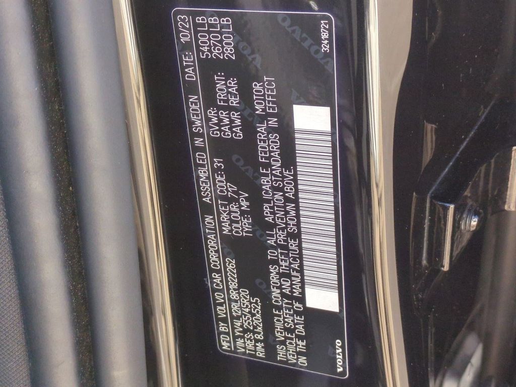 Thumbnail: 2024 Volvo XC60 - 19