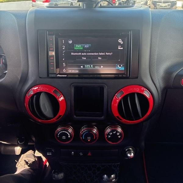 Thumbnail: 2015 Jeep Wrangler - 12