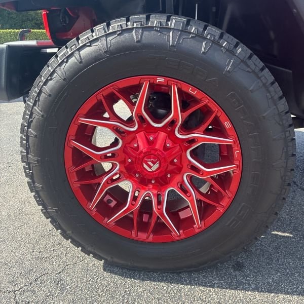 Thumbnail: 2015 Jeep Wrangler - 8