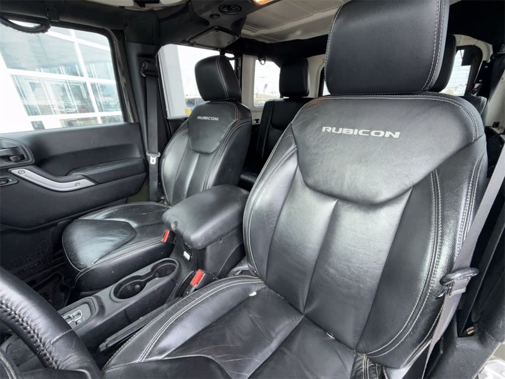 Thumbnail: 2015 Jeep Wrangler - 10