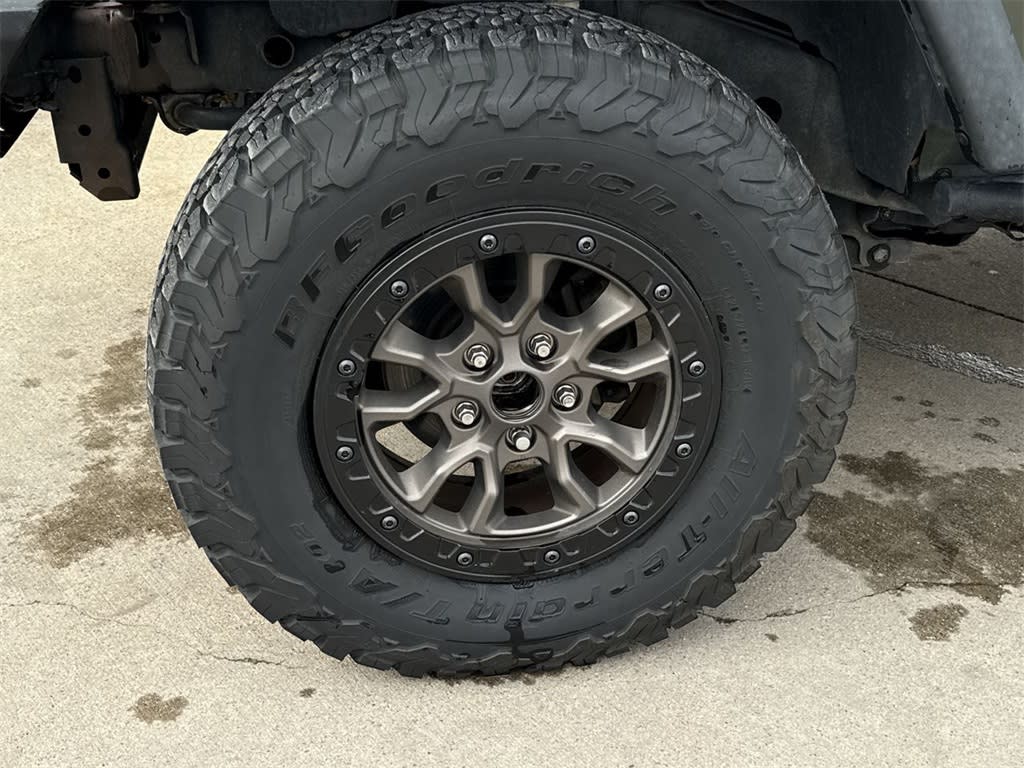 Thumbnail: 2015 Jeep Wrangler - 8