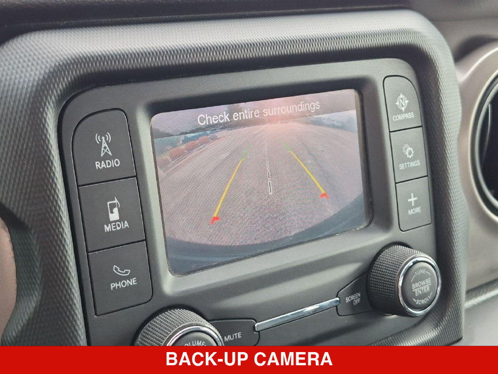 Thumbnail: 2020 Jeep Wrangler - 25