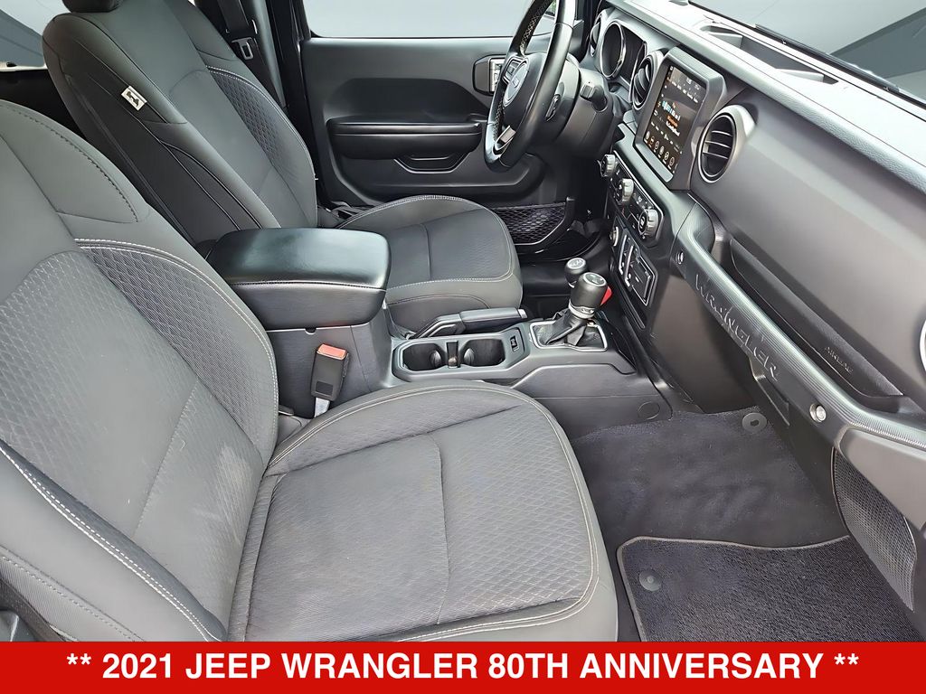Thumbnail: 2021 Jeep Wrangler - 27