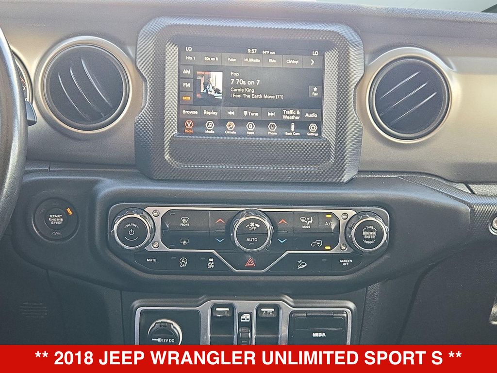 Thumbnail: 2018 Jeep Wrangler - 31
