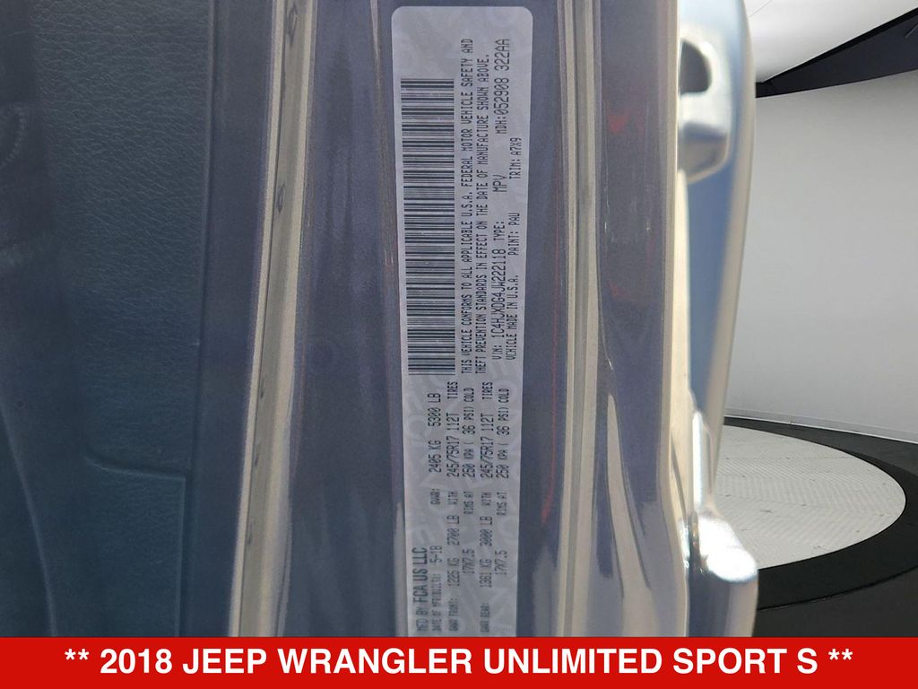 Thumbnail: 2018 Jeep Wrangler - 19