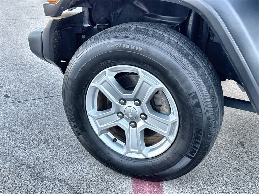 Thumbnail: 2021 Jeep Wrangler - 8