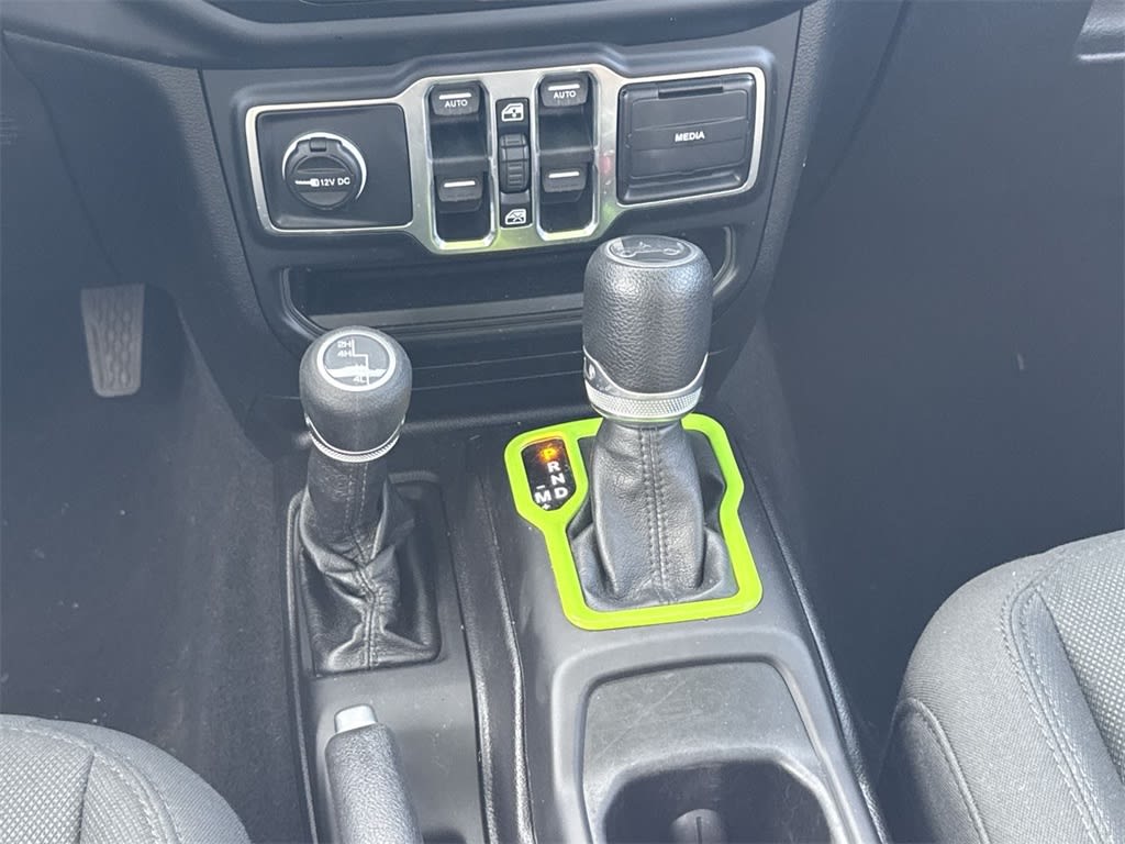 Thumbnail: 2018 Jeep Wrangler - 15