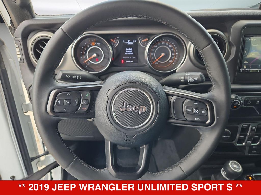 Thumbnail: 2019 Jeep Wrangler - 13