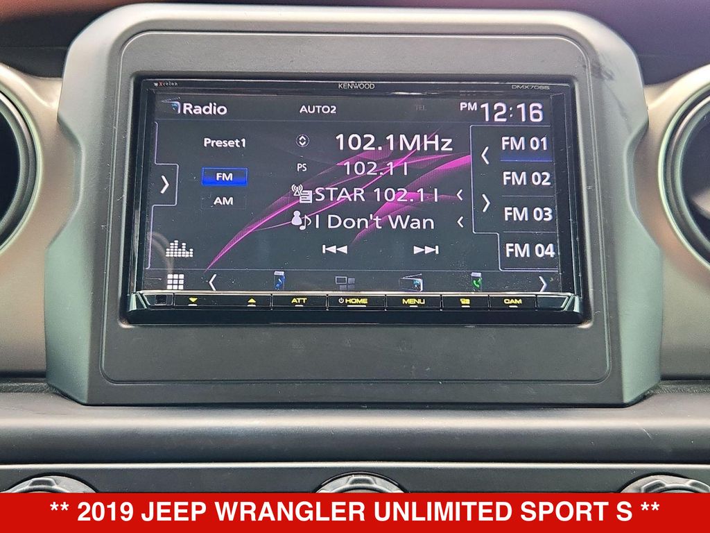 Thumbnail: 2019 Jeep Wrangler - 31