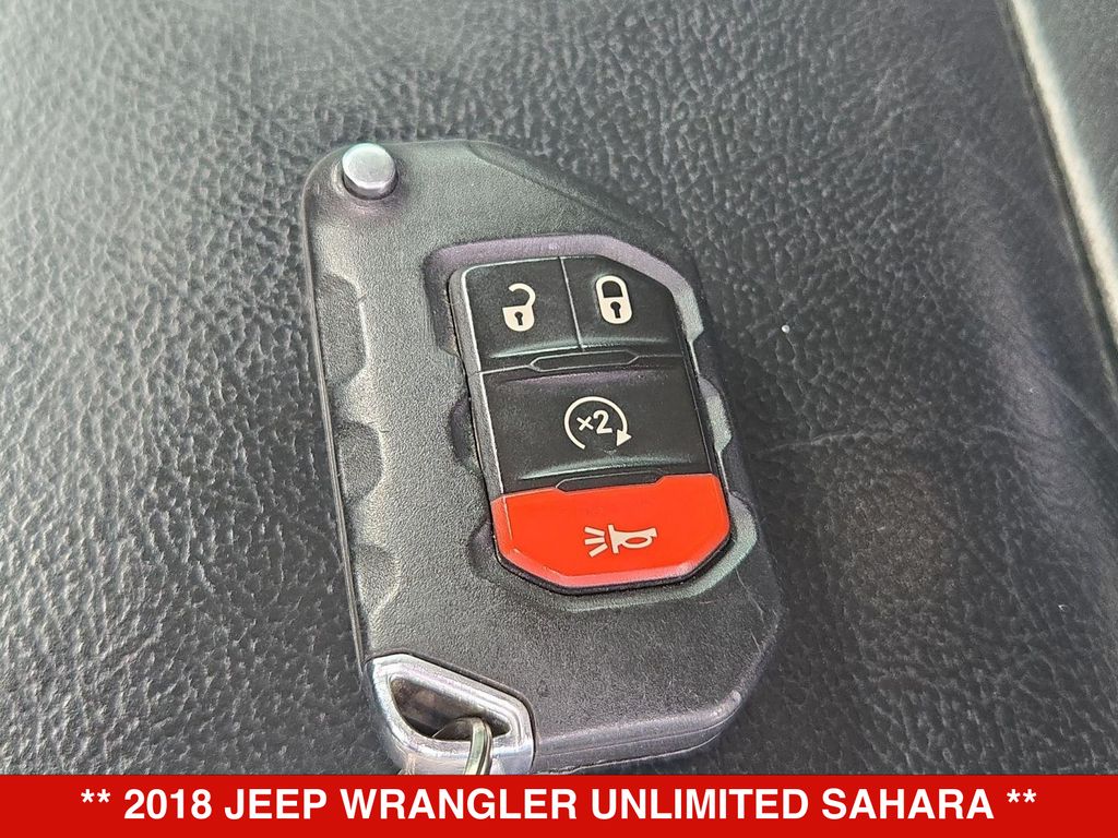 Thumbnail: 2018 Jeep Wrangler - 18