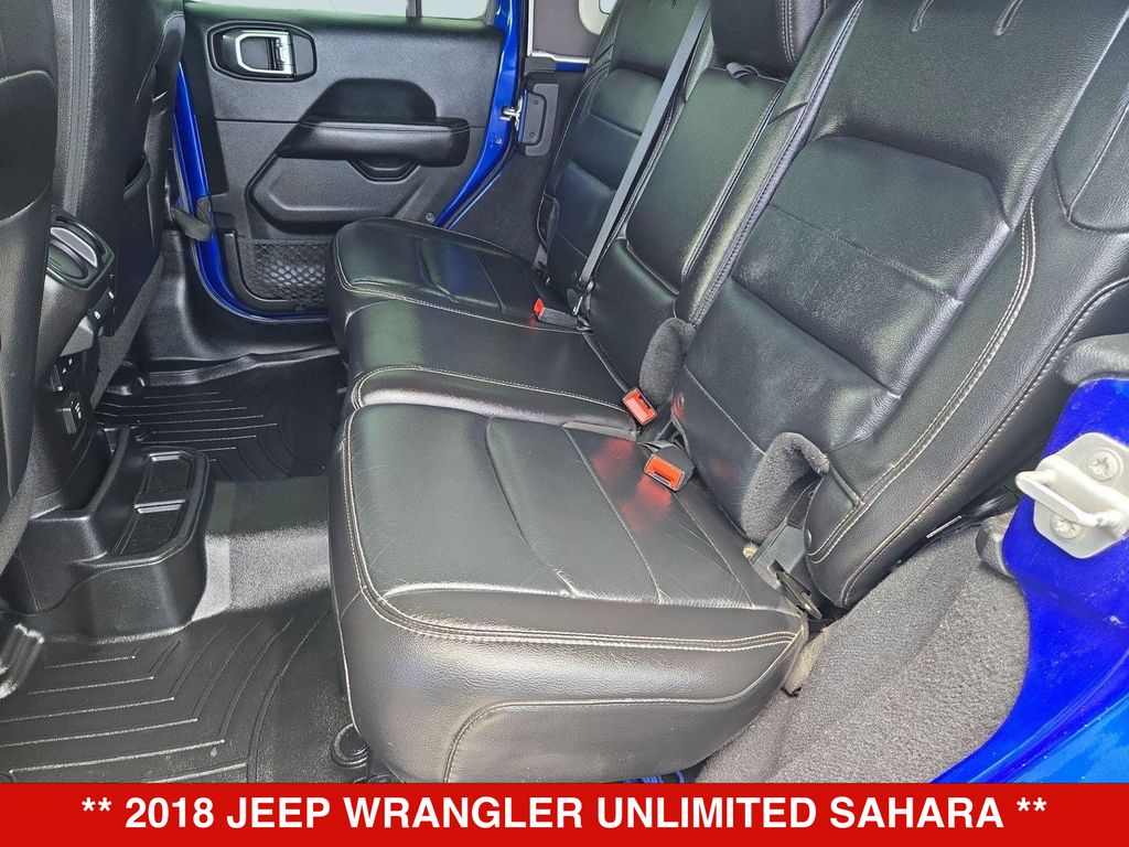 Thumbnail: 2018 Jeep Wrangler - 11