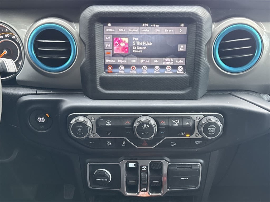 Thumbnail: 2019 Jeep Wrangler - 13