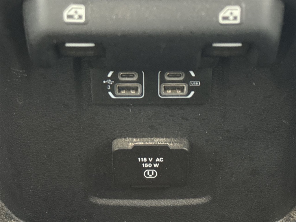 Thumbnail: 2019 Jeep Wrangler - 20