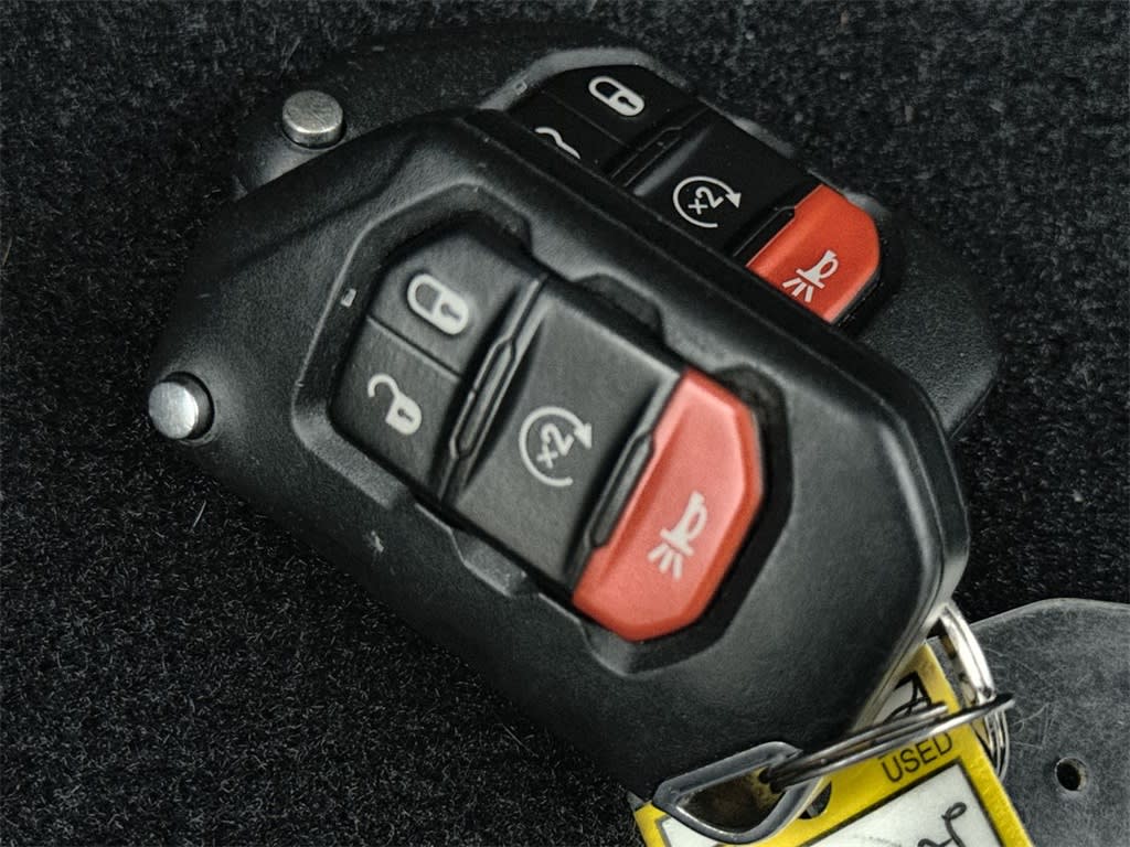 Thumbnail: 2020 Jeep Wrangler - 16