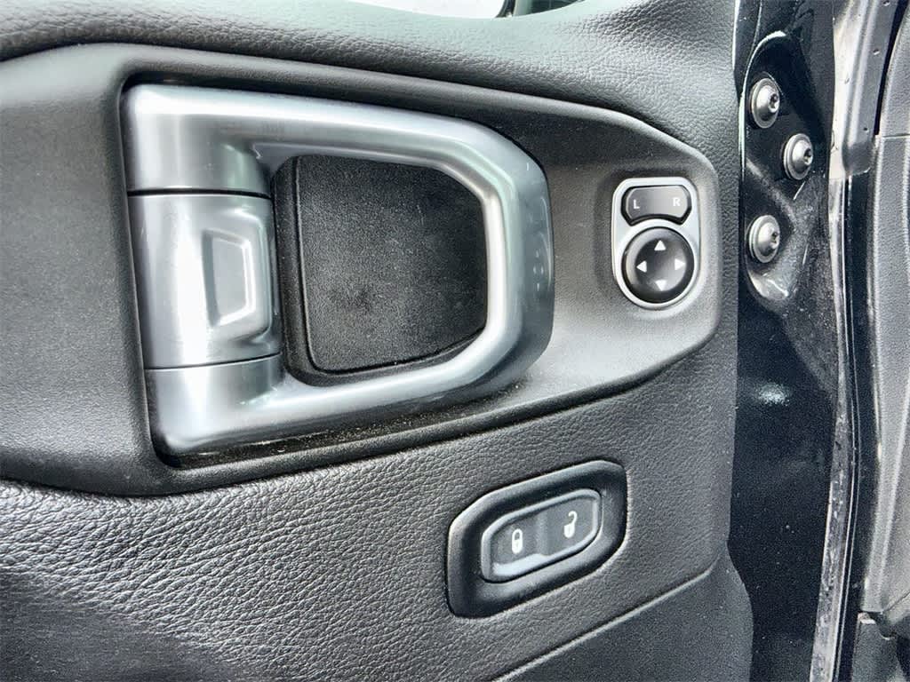 Thumbnail: 2020 Jeep Wrangler - 23