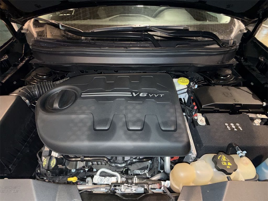 Thumbnail: 2022 Jeep Cherokee - 9