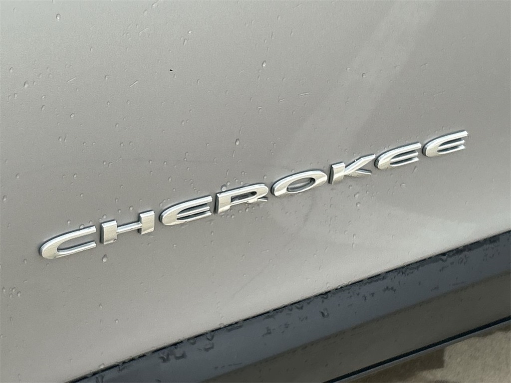 2022 Jeep Cherokee Latitude 7