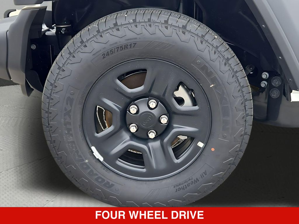 Thumbnail: 2026 Jeep Wrangler - 6
