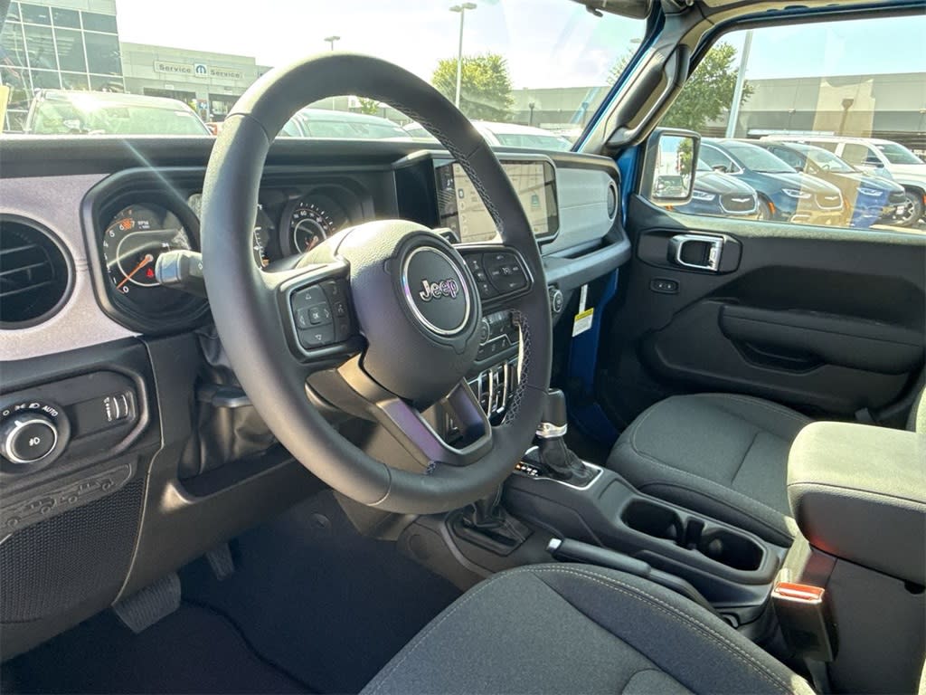 Thumbnail: 2025 Jeep Wrangler - 2