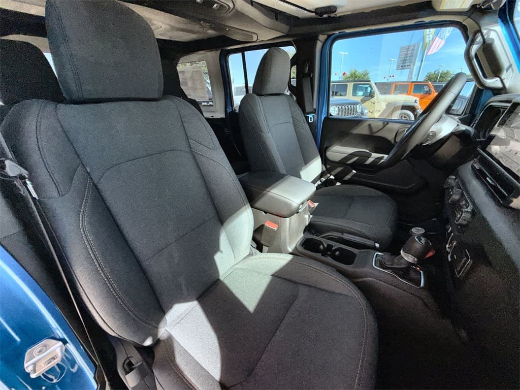 Thumbnail: 2025 Jeep Wrangler - 11